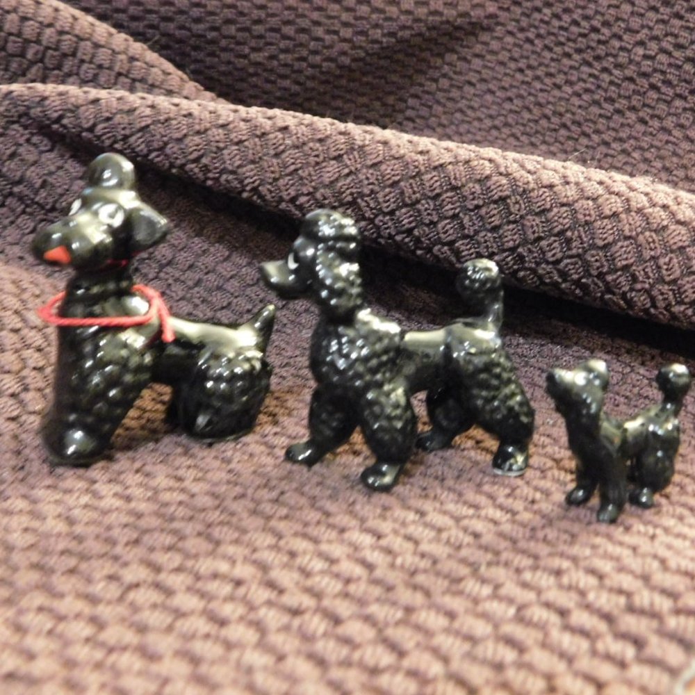 Poodles Ceramic Figures ascending Vintage
